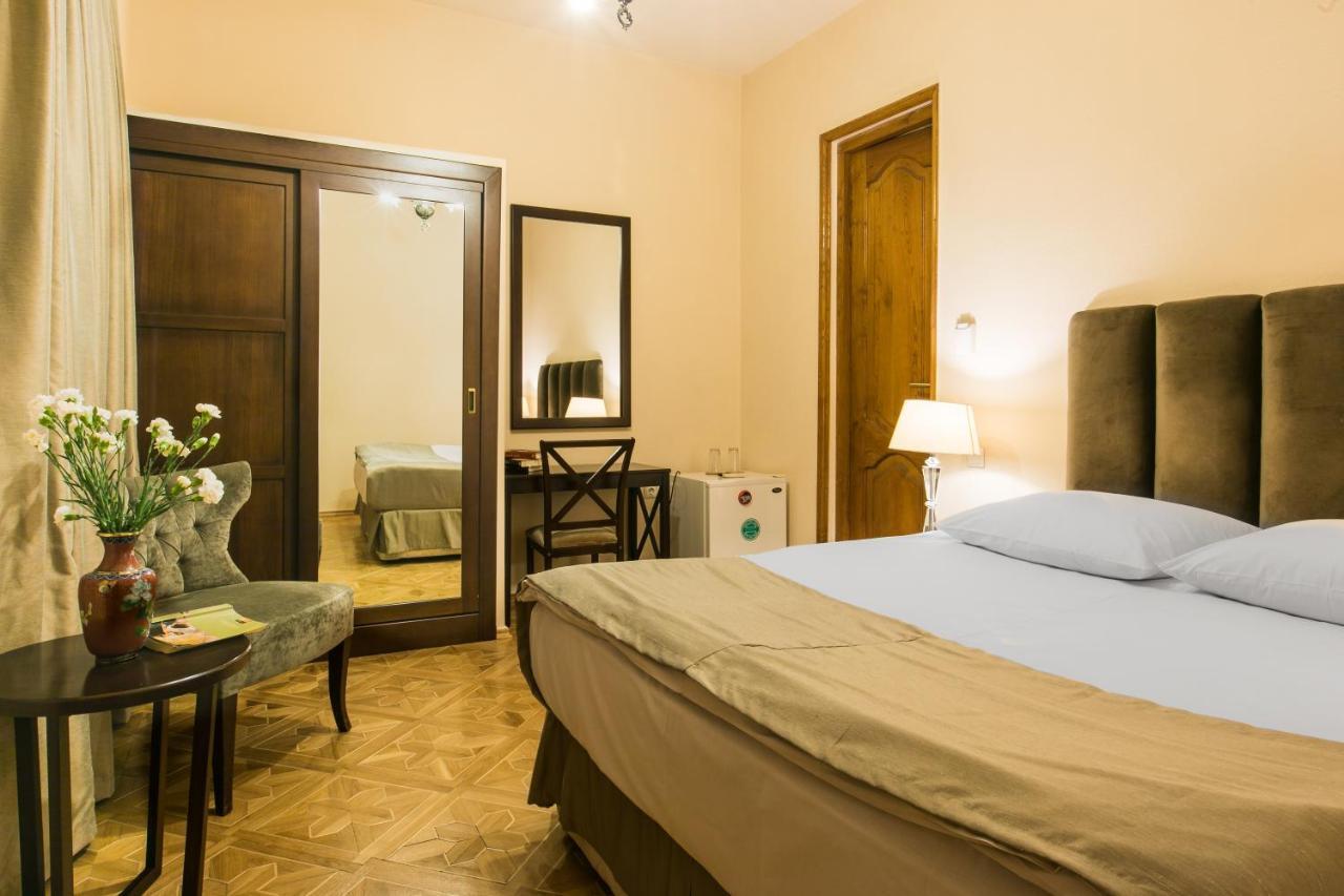 Hotel Vip Tiflis Exterior foto